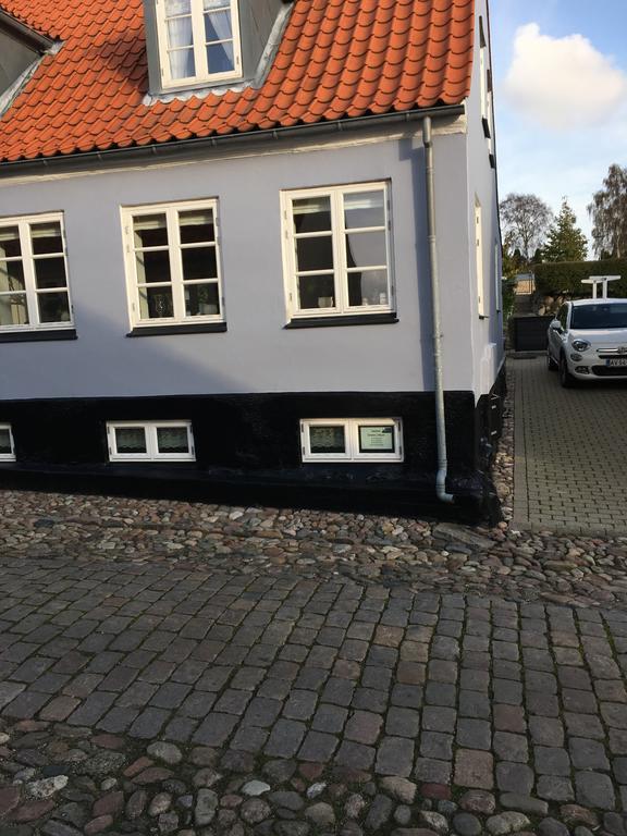 Ebeltoft Centrum Apartment Bagian luar foto
